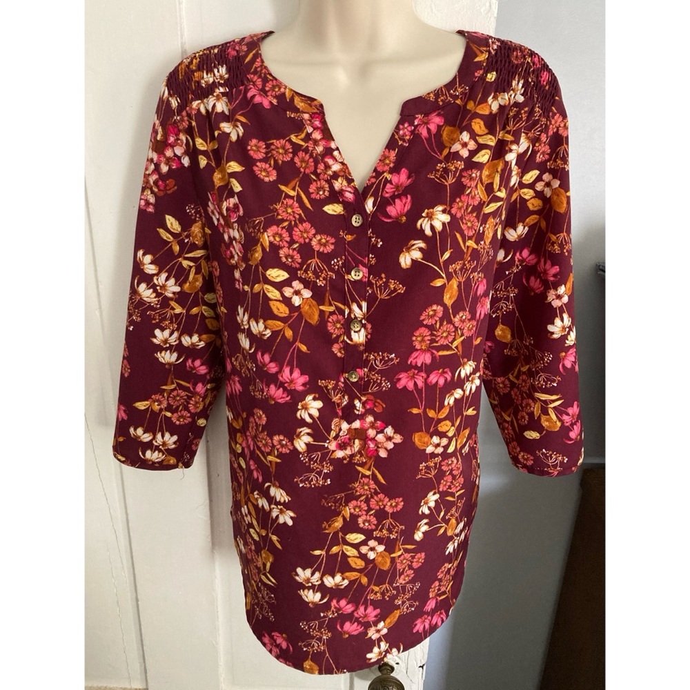 💐3/$12 Croft & Barrow Split Neck Floral Blouse Button Down Shirt Medium